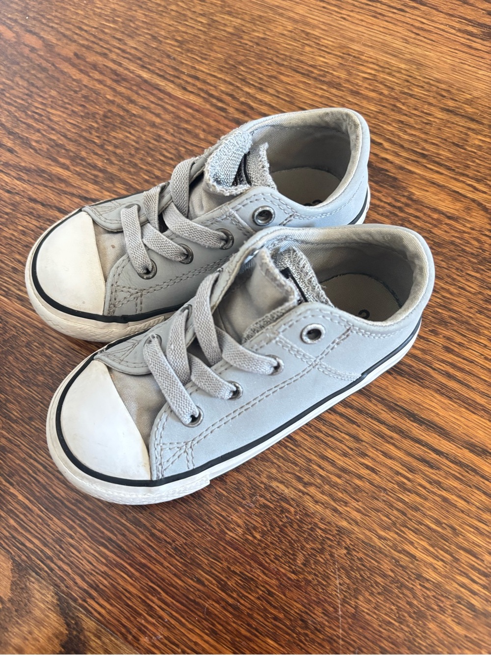 [Converse] Kids Gray Sneakers